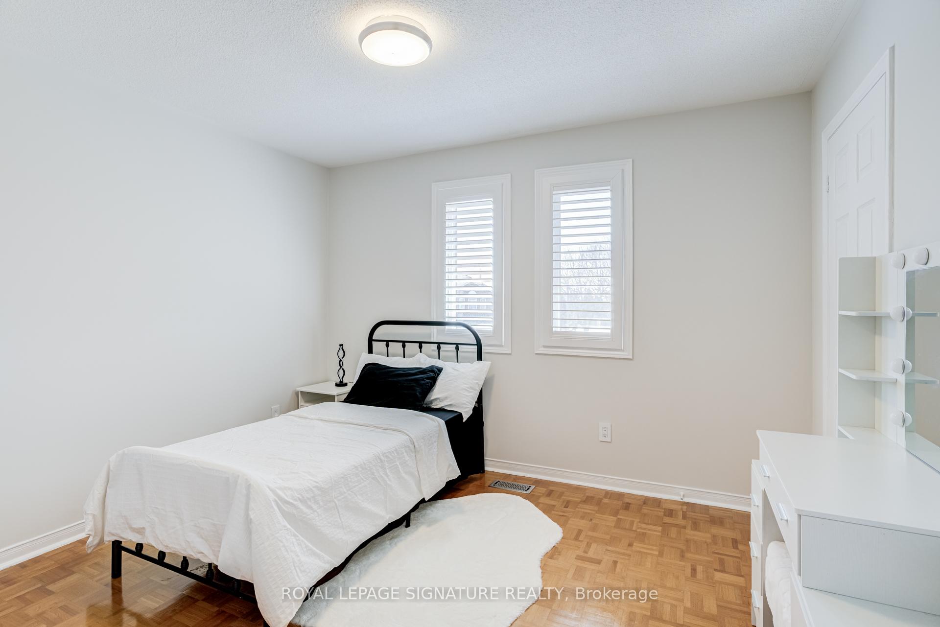 Photo 17 of 5 Longhouse Street, Vaughan, East Woodbridge — HOMEH