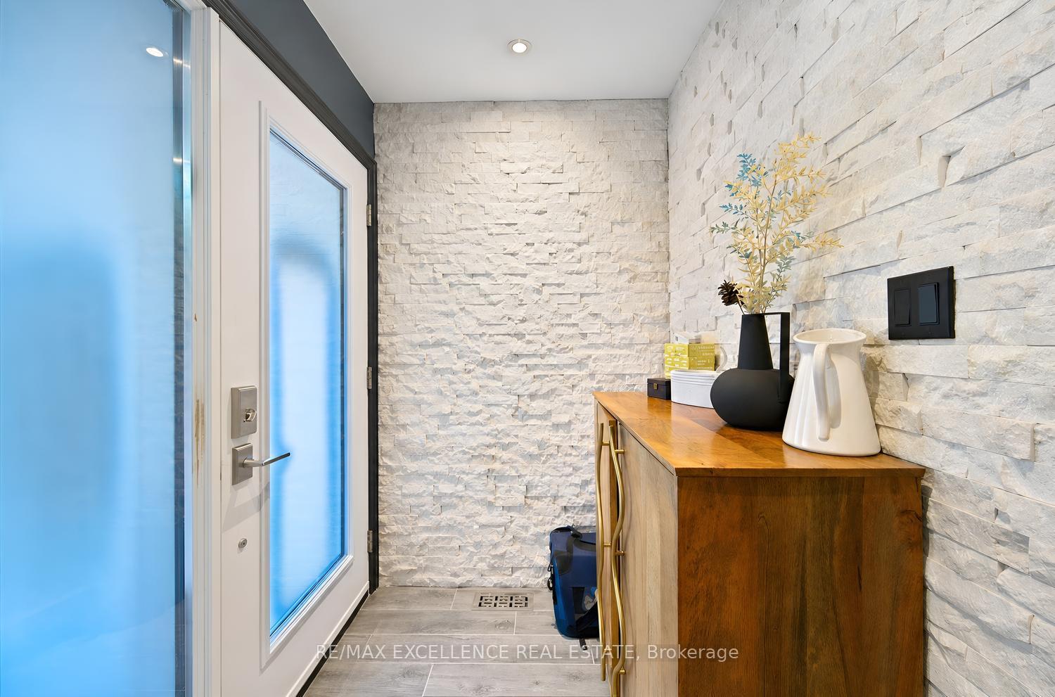 Photo of 20 Manett Crescent