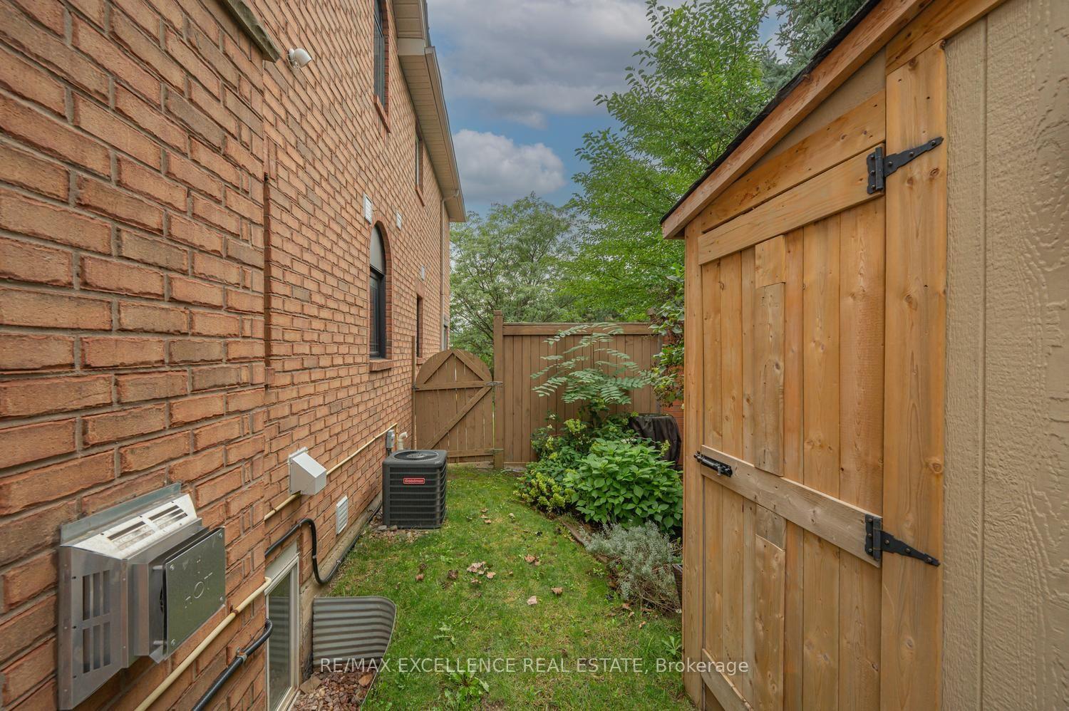 Photo 47 of 20 Manett Crescent, Brampton, Brampton West — HOMEH