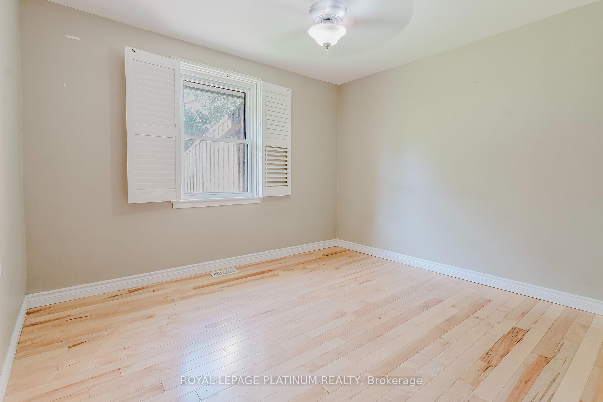 Photo 14 of 6 Varadi Avenue, Brantford, Greenbrier — HOMEH