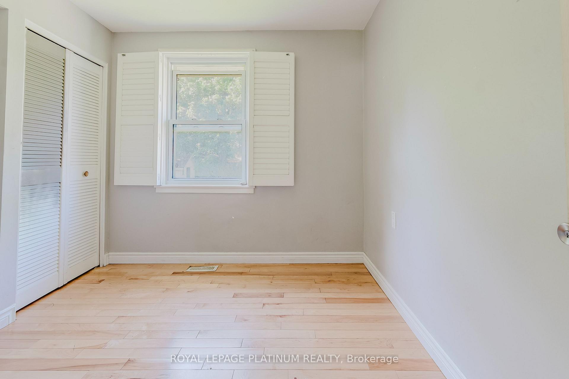 Photo 18 of 6 Varadi Avenue, Brantford, Greenbrier — HOMEH