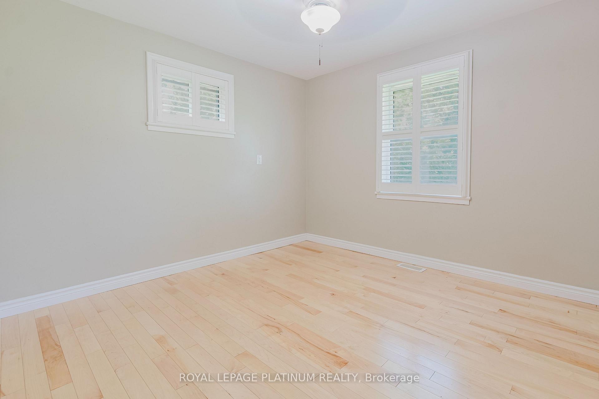 Photo 23 of 6 Varadi Avenue, Brantford, Greenbrier — HOMEH