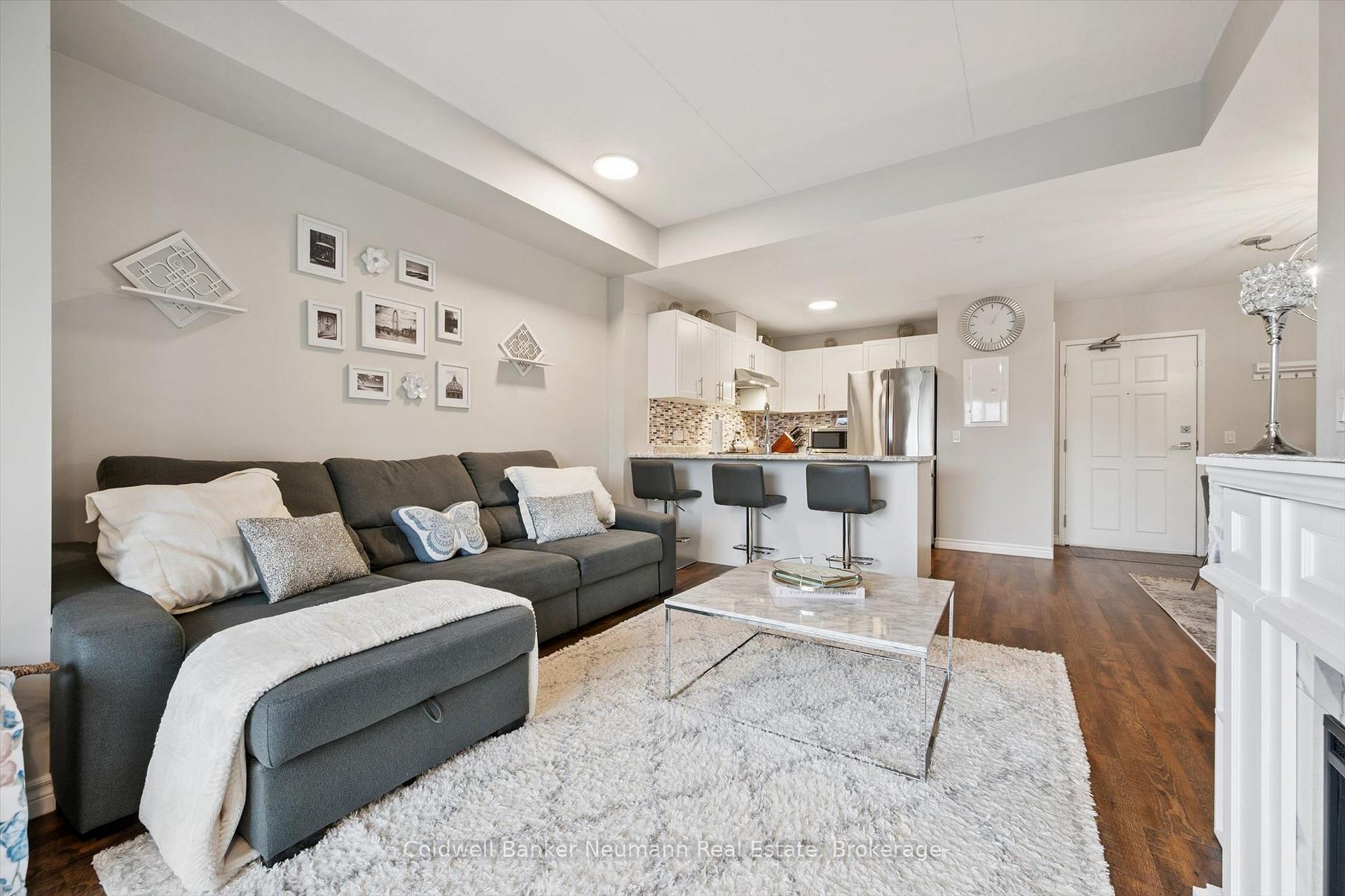 Photo 2 of Unit 106, 7 Kay Crescent, Guelph, Pineridge/Westminster Woods — HOMEH