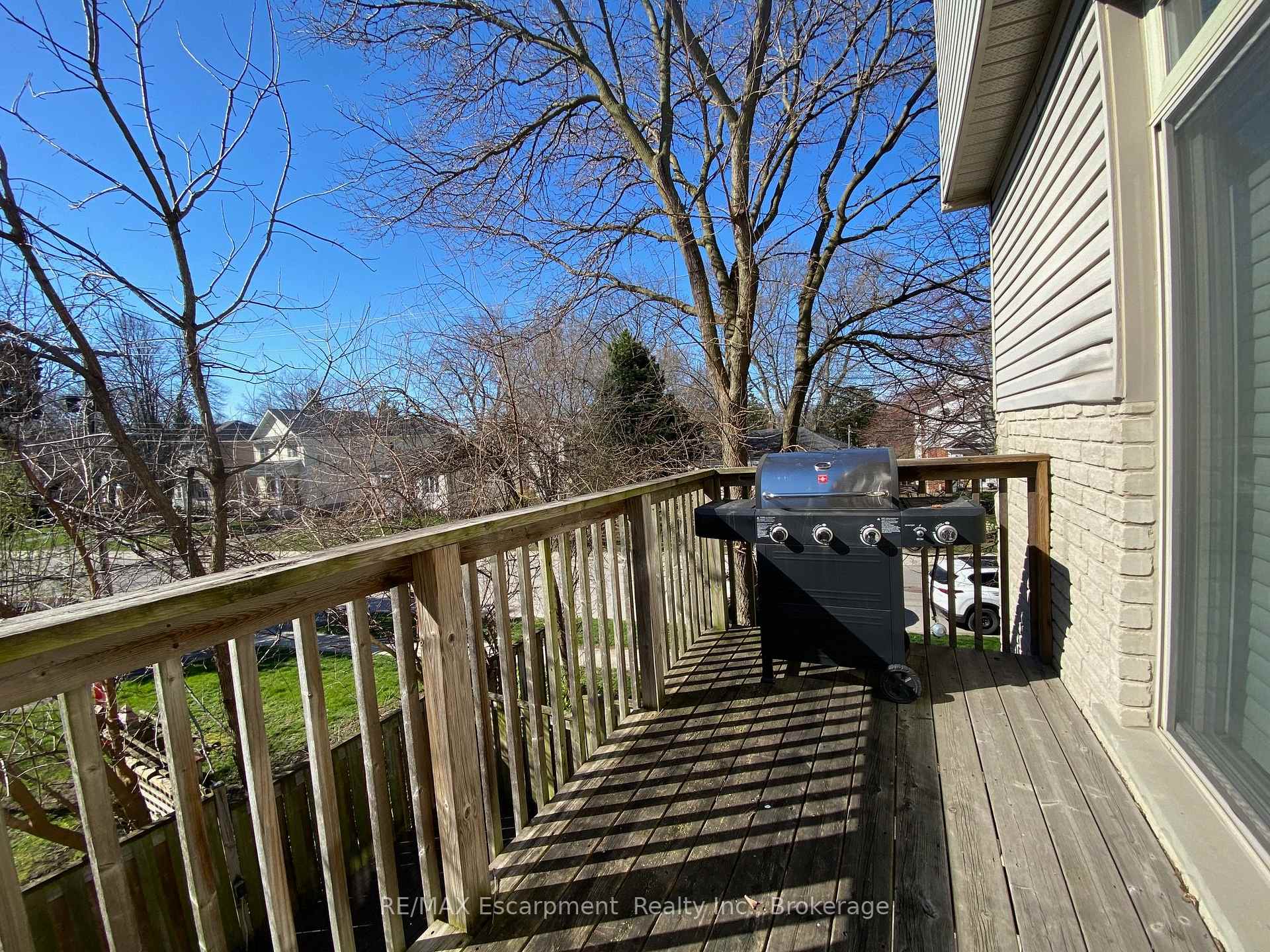 Photo 8 of 2430 Second Street, Burlington, Brant — HOMEH