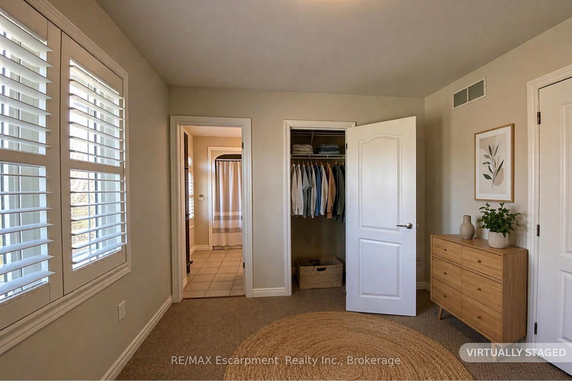 Photo 20 of 2430 Second Street, Burlington, Brant — HOMEH