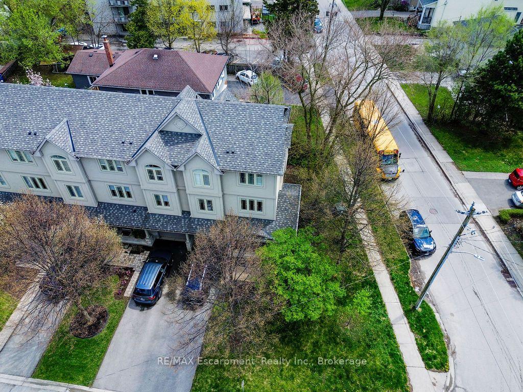 Photo 28 of 2430 Second Street, Burlington, Brant — HOMEH