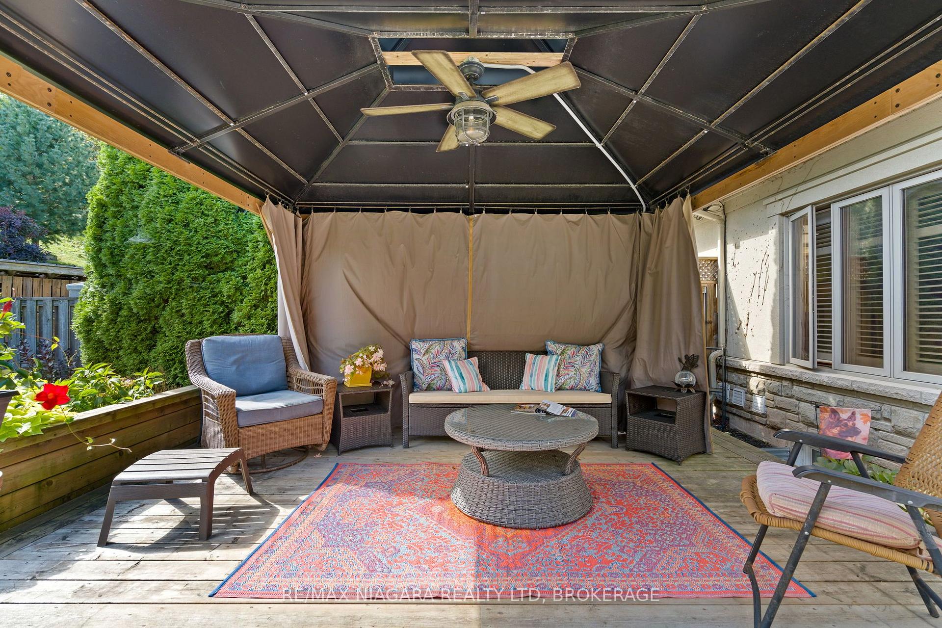Photo 28 of 2487 Walker Court, Niagara Falls, Stamford — HOMEH