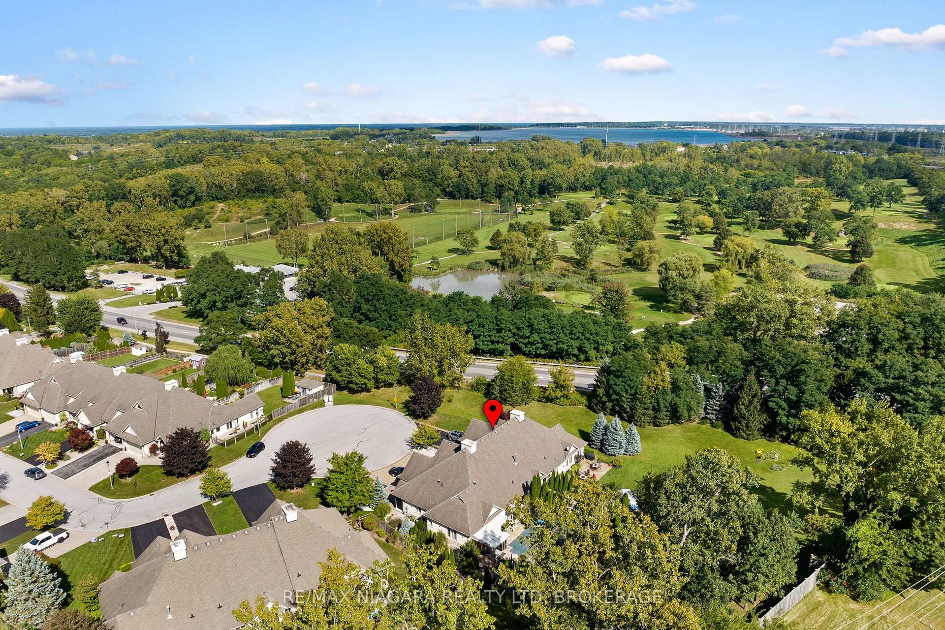 Photo 36 of 2487 Walker Court, Niagara Falls, Stamford — HOMEH