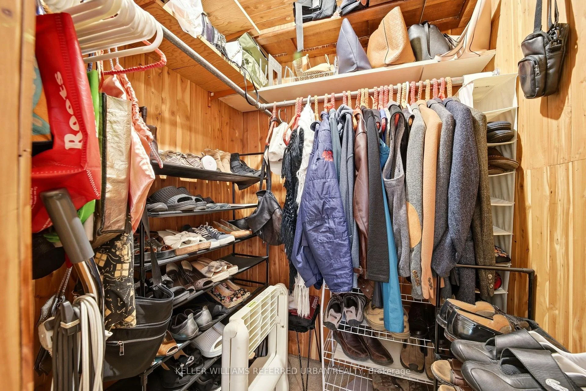 Photo 25 of 23 Banstock Drive, North York, Bayview Woods-Steeles — HOMEH