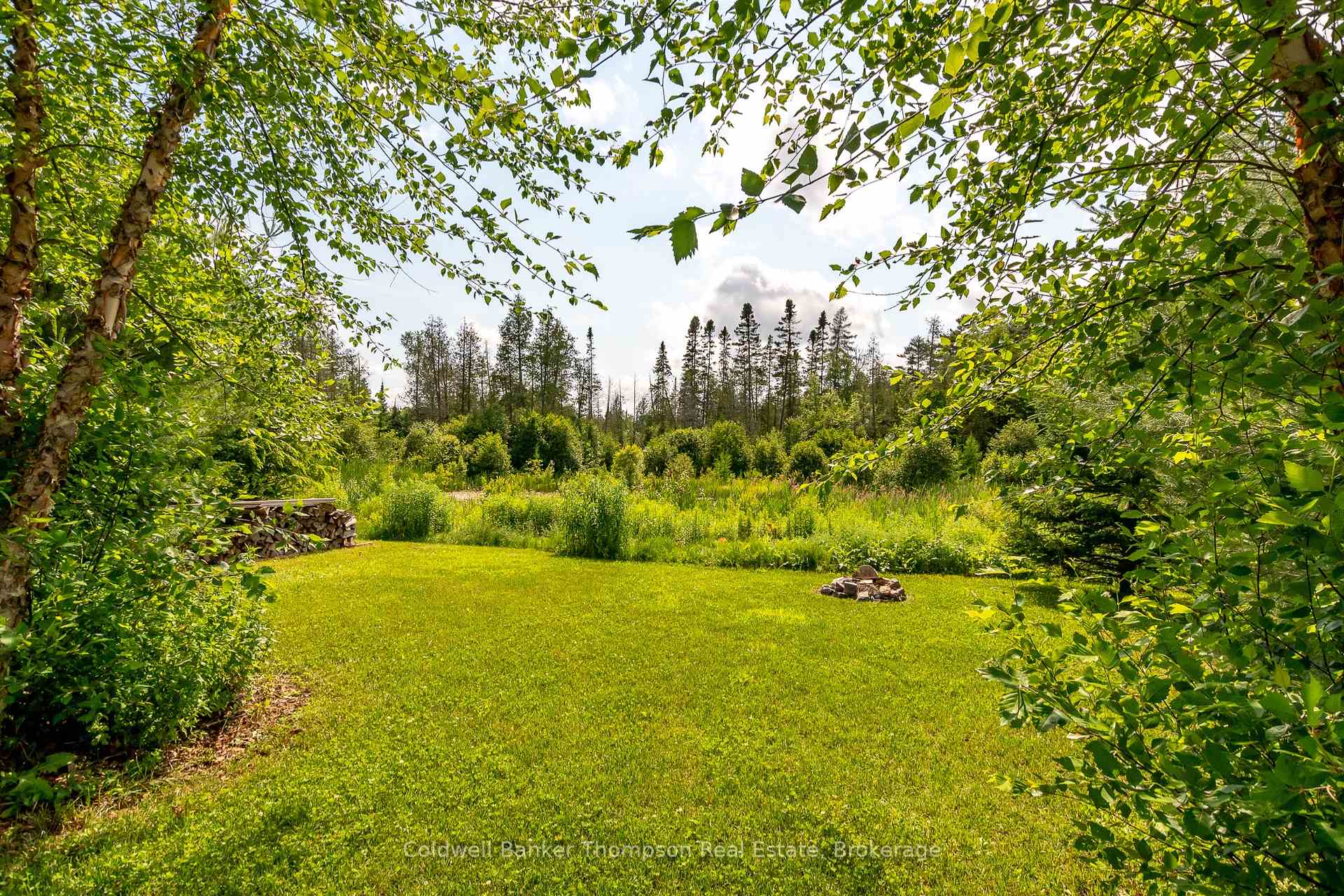 Photo 39 of 69 Selkirk Drive, Huntsville, Chaffey — HOMEH