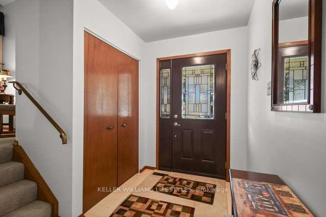 Photo 4 of 64 Haliburton Crescent, London, South K — HOMEH