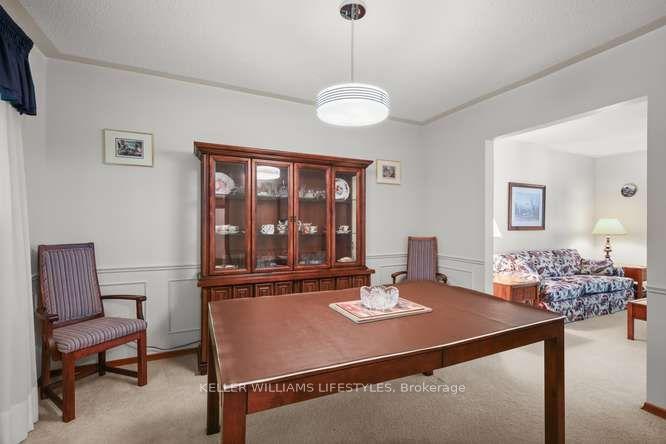 Photo 8 of 64 Haliburton Crescent, London, South K — HOMEH