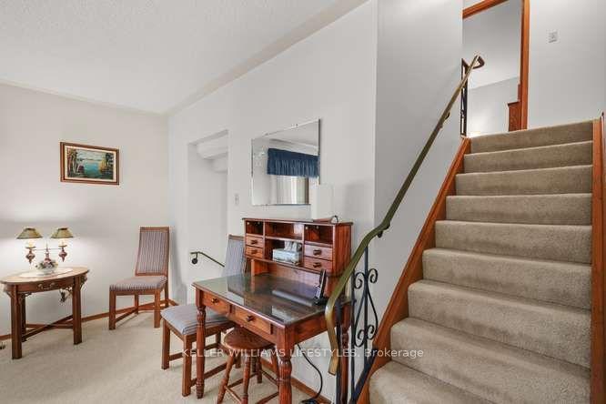 Photo 22 of 64 Haliburton Crescent, London, South K — HOMEH