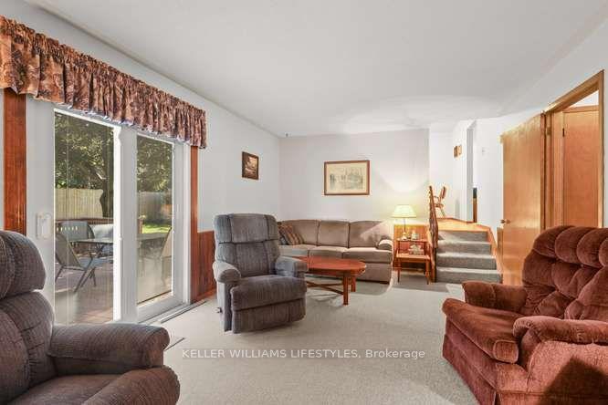 Photo 25 of 64 Haliburton Crescent, London, South K — HOMEH