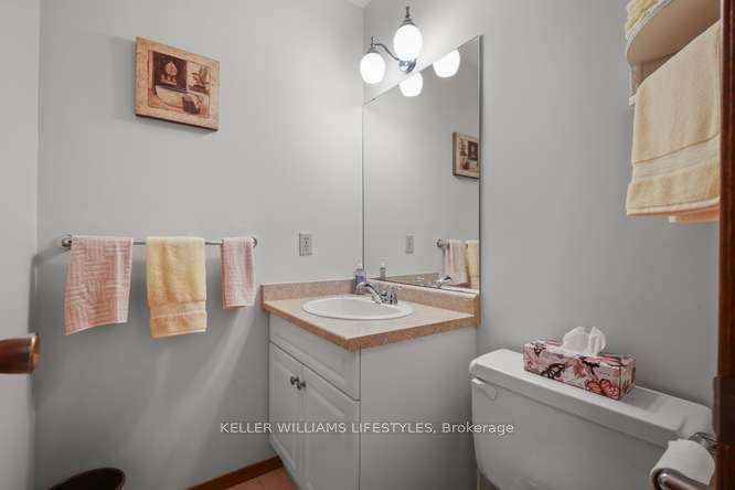 Photo 26 of 64 Haliburton Crescent, London, South K — HOMEH