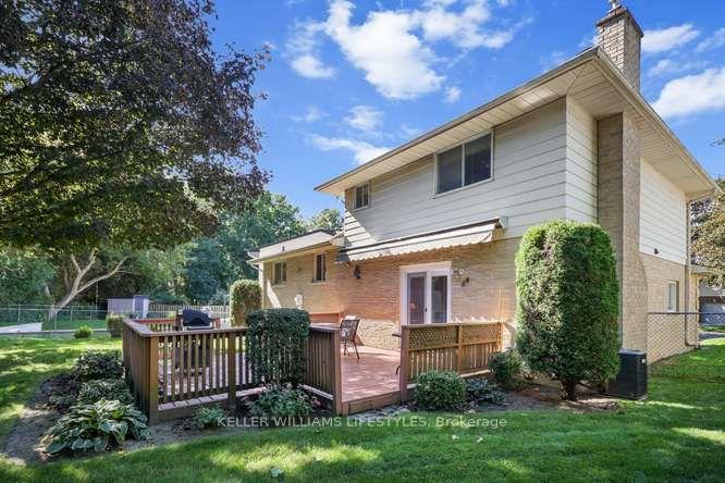 Photo 33 of 64 Haliburton Crescent, London, South K — HOMEH