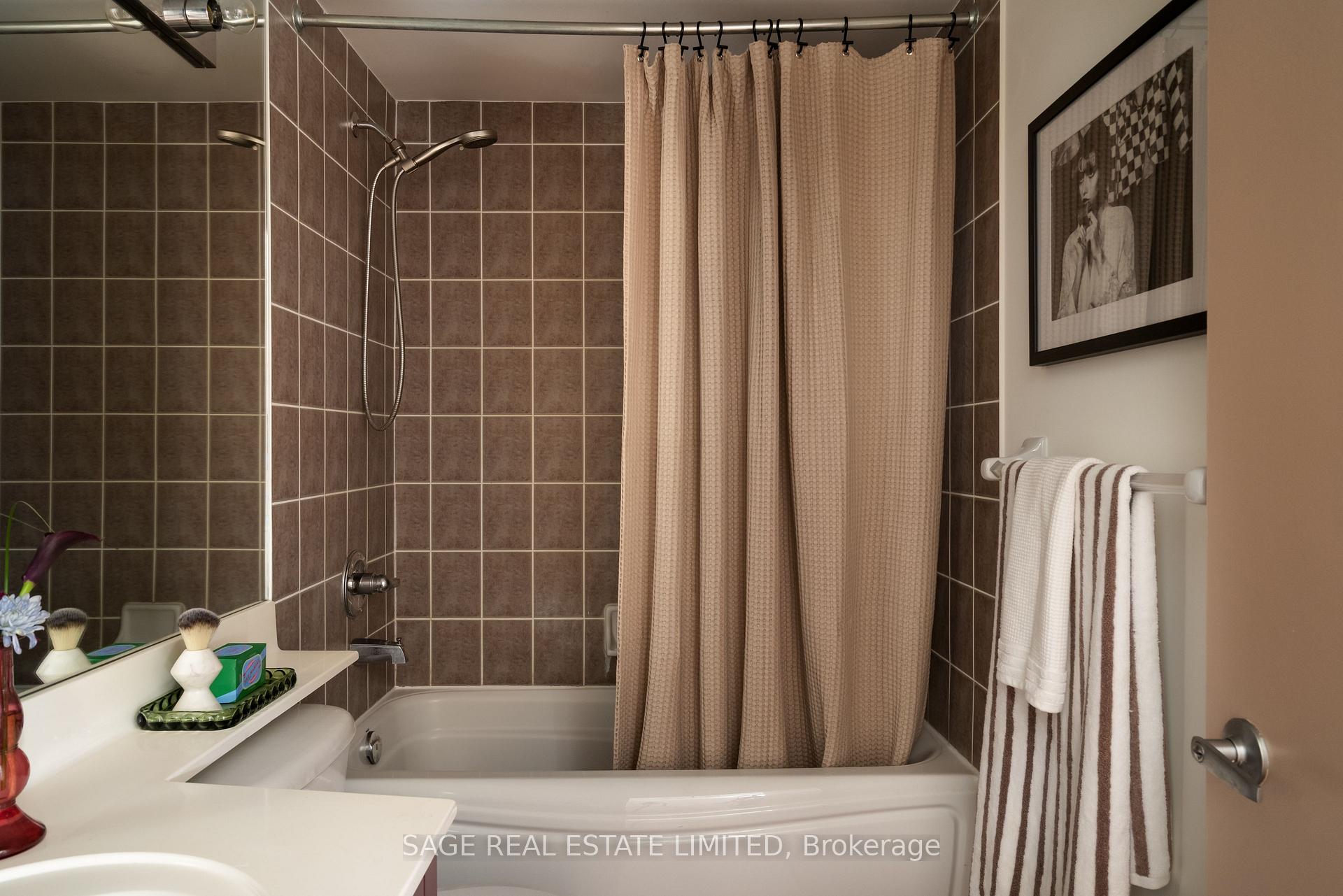 Photo 19 of Unit 204, 284 St Helens Avenue, Toronto, Dufferin Grove — HOMEH