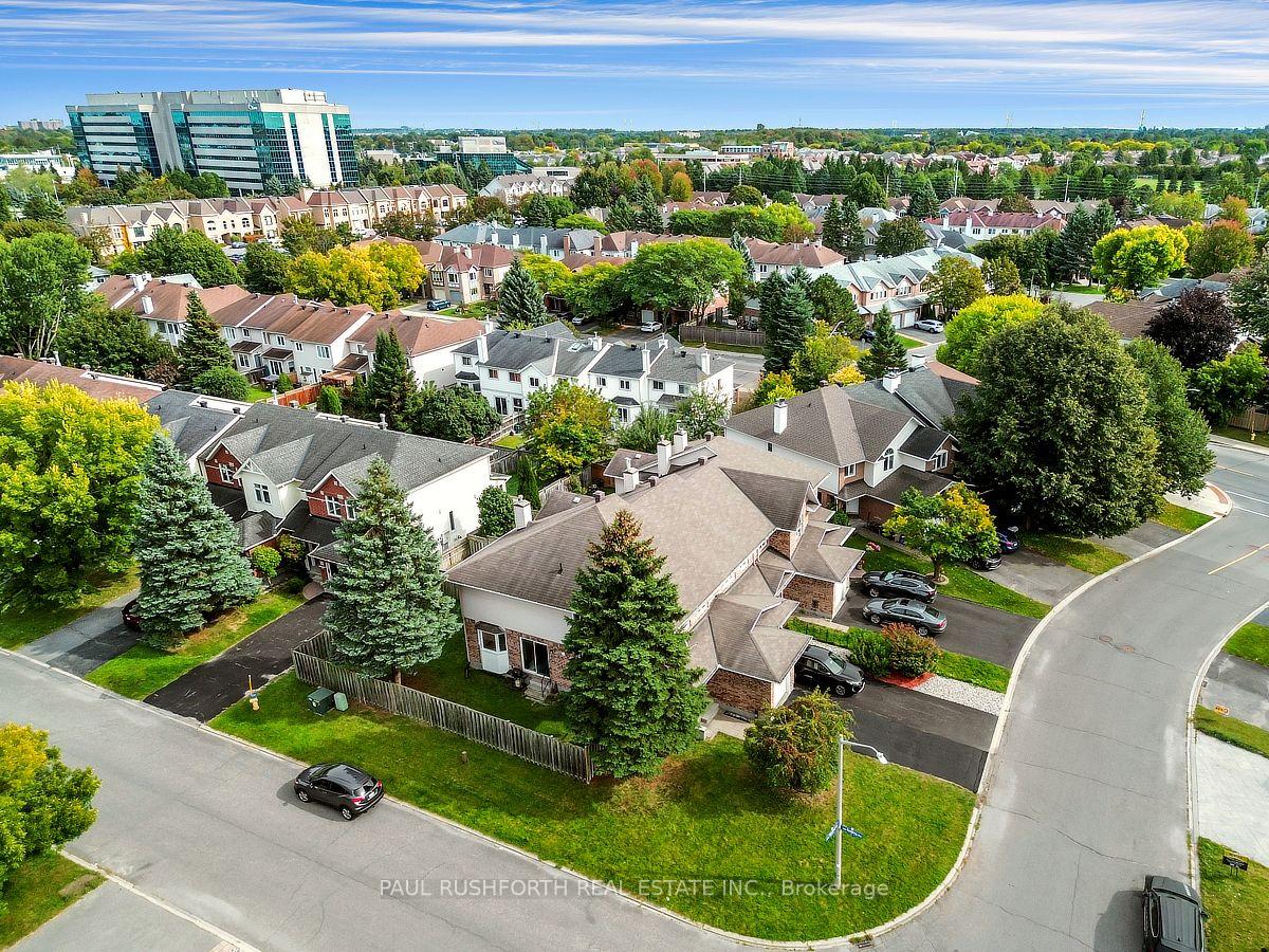 Photo 3 of 140 Thornbury Crescent, Ottawa, Centrepointe — HOMEH