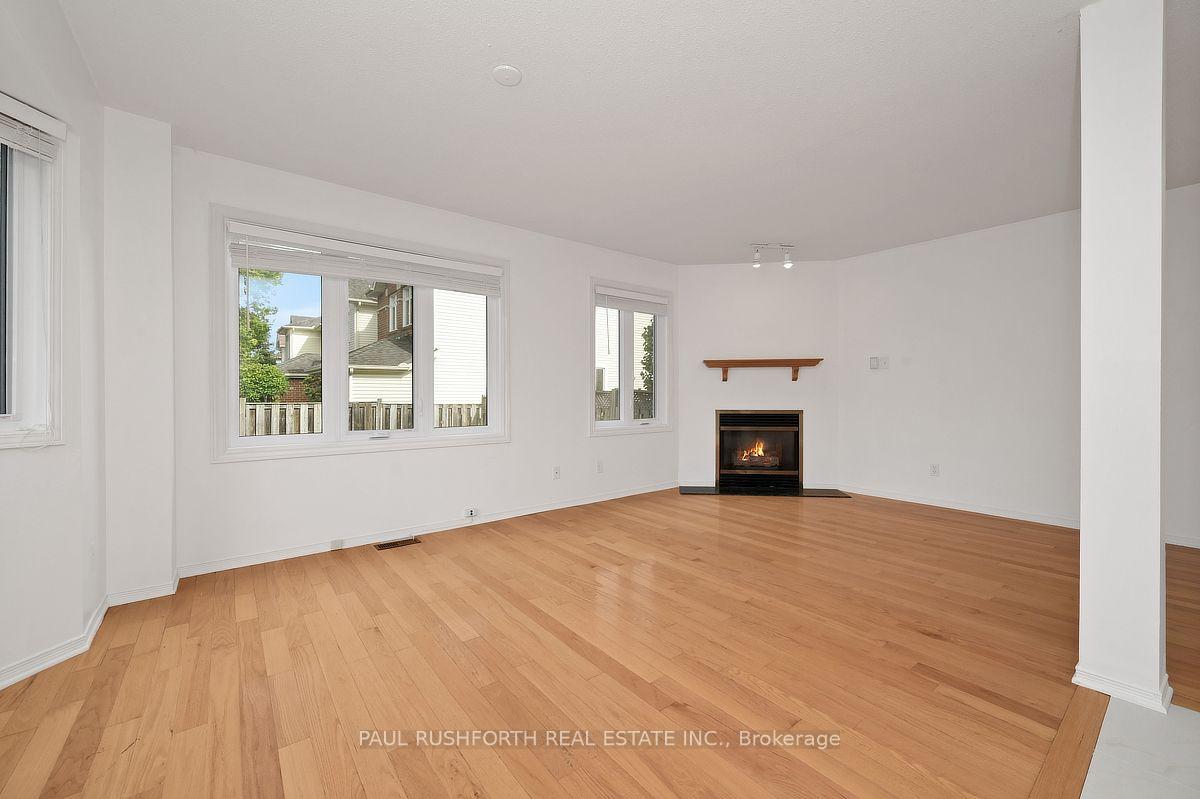 Photo 8 of 140 Thornbury Crescent, Ottawa, Centrepointe — HOMEH