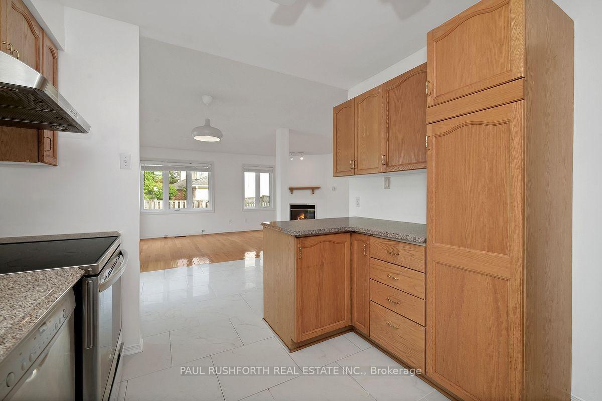 Photo 13 of 140 Thornbury Crescent, Ottawa, Centrepointe — HOMEH