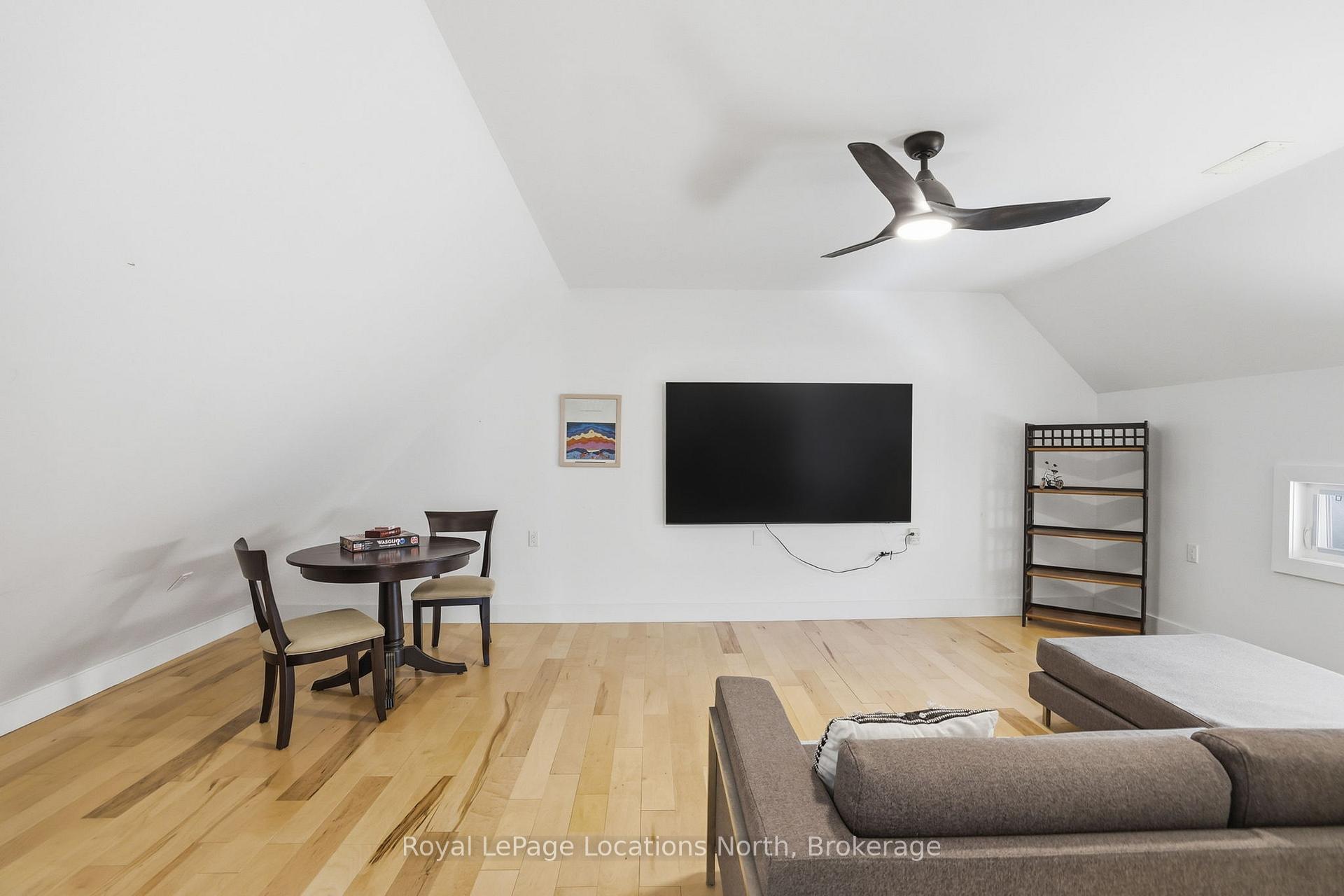 Photo 26 of 66 Gordon Crescent, Meaford — HOMEH