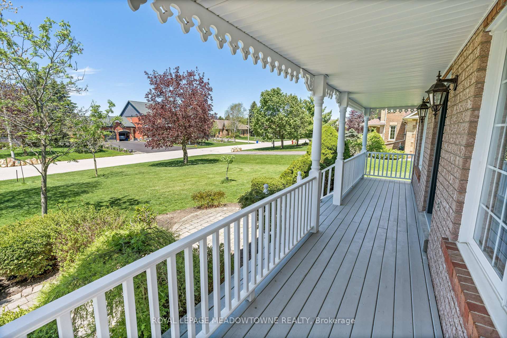 Photo 7 of 19 Mccullogh Drive, Erin — HOMEH
