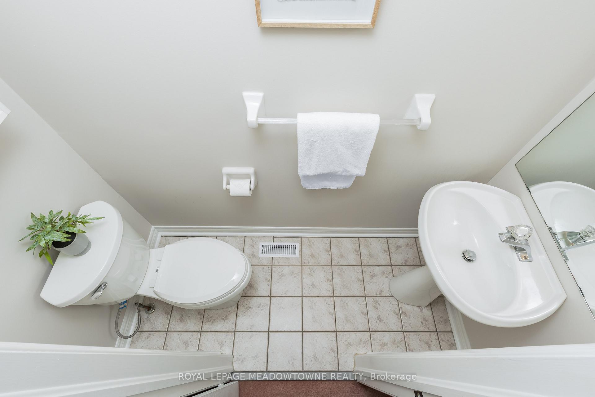 Photo 22 of 19 Mccullogh Drive, Erin — HOMEH