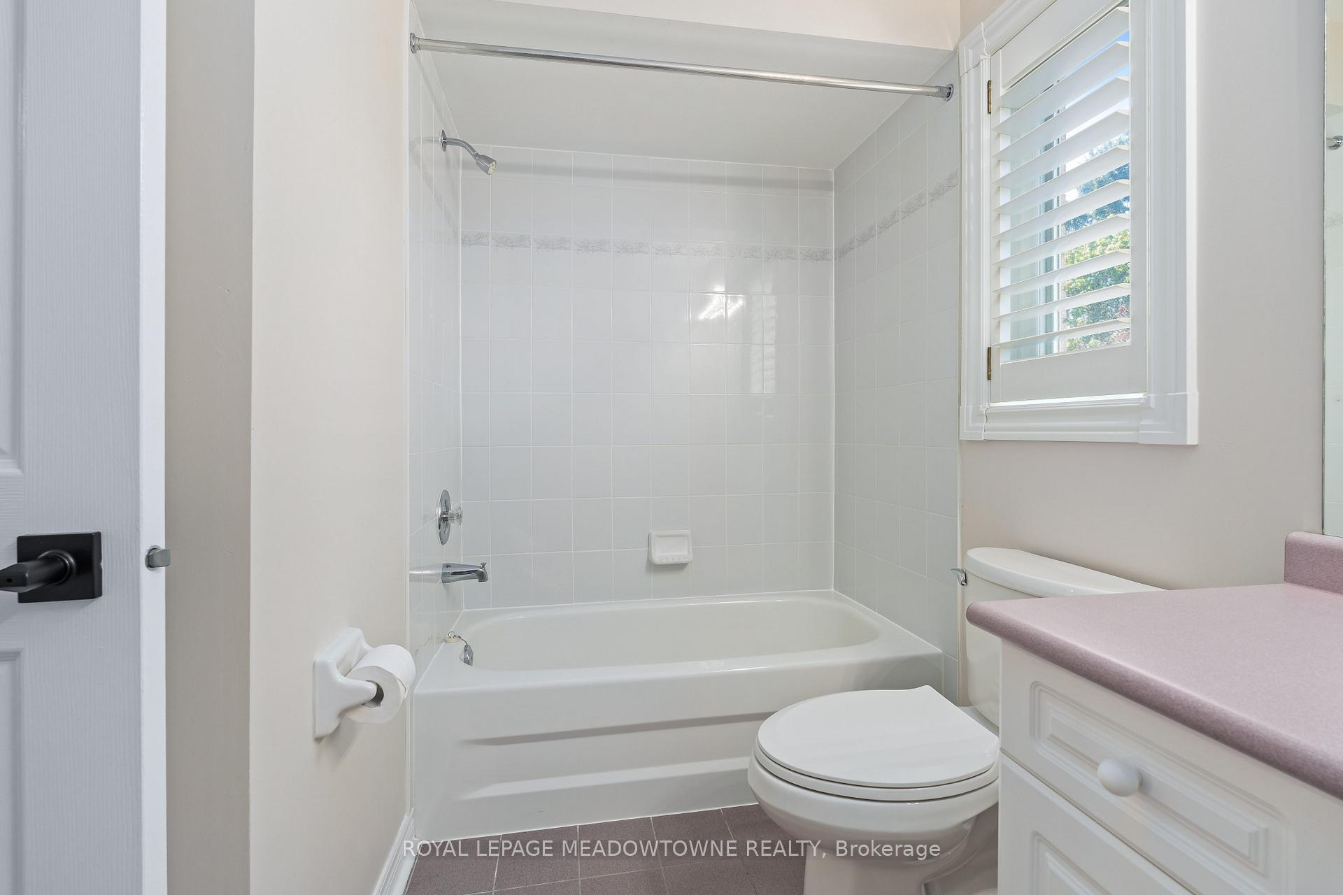 Photo 32 of 19 Mccullogh Drive, Erin — HOMEH