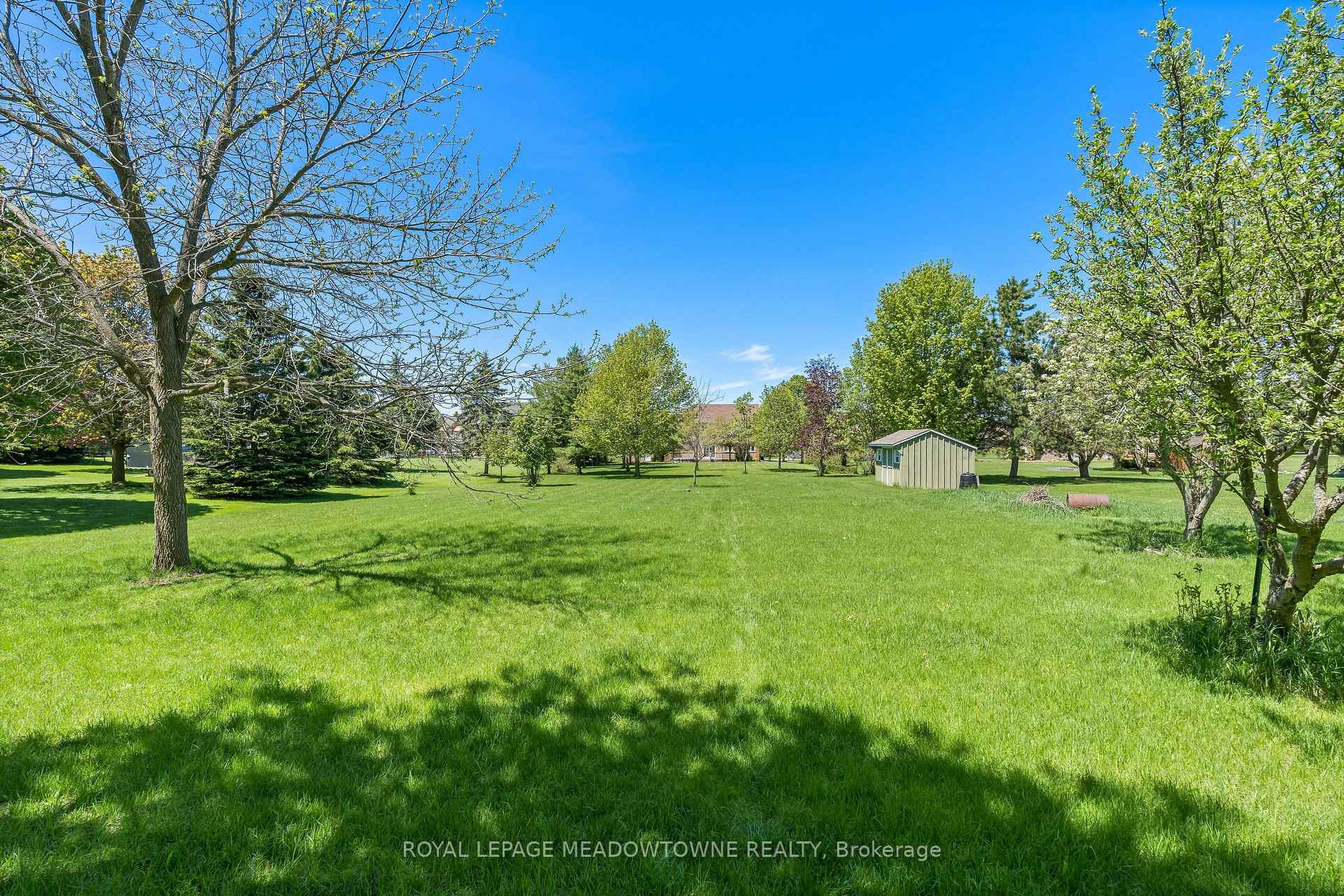 Photo 44 of 19 Mccullogh Drive, Erin — HOMEH