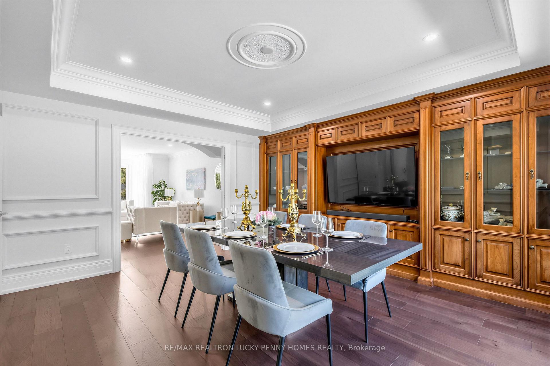 Photo 21 of 35 Cachet Parkway, Markham, Devil's Elbow — HOMEH