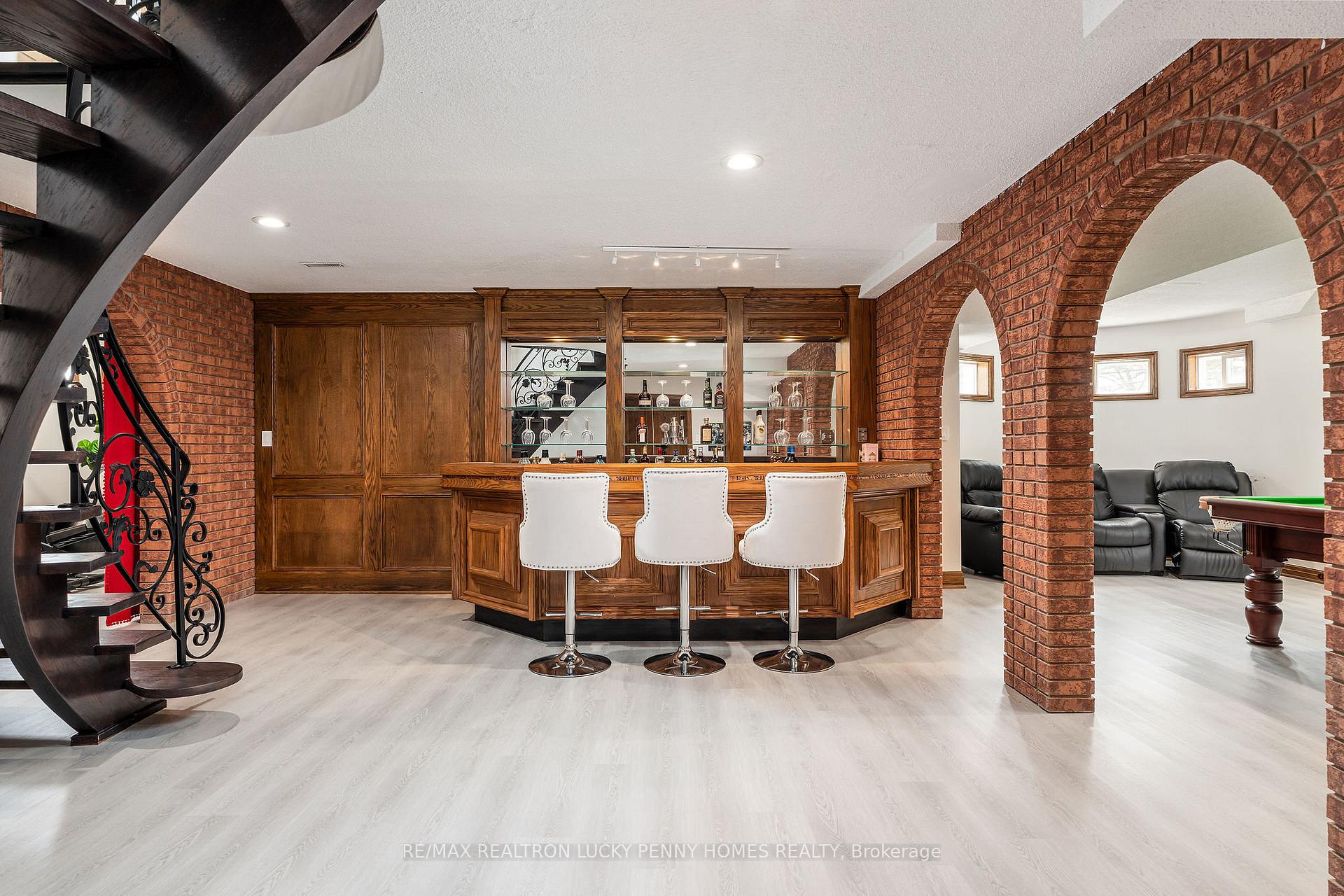 Photo 39 of 35 Cachet Parkway, Markham, Devil's Elbow — HOMEH