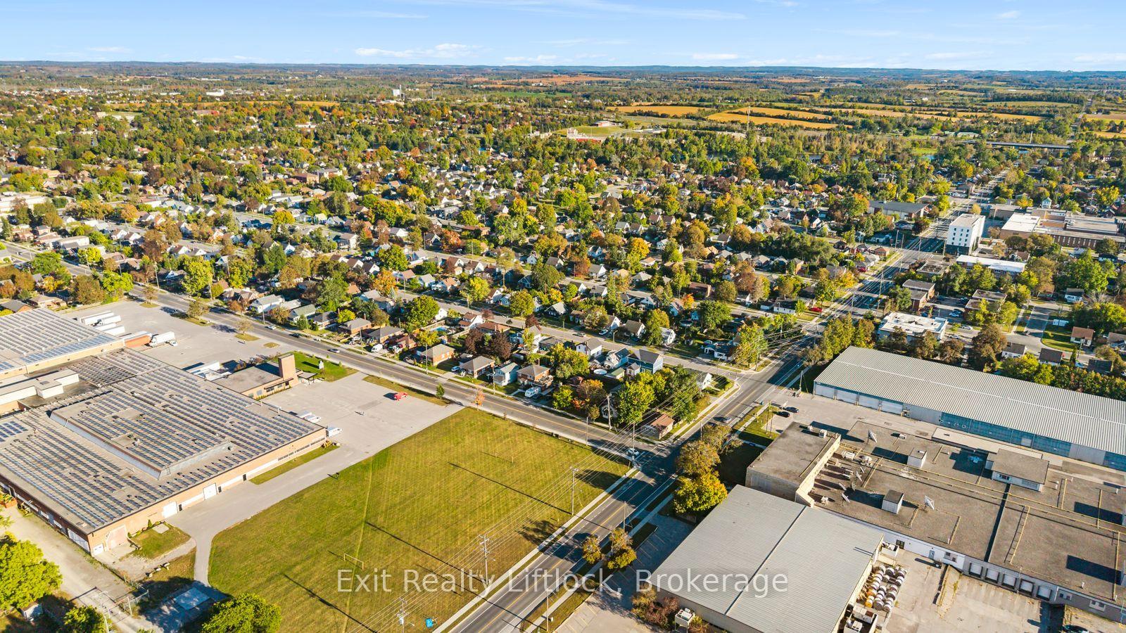 Photo 38 of 545 Braidwood Avenue, Peterborough, Otonabee Ward 1 — HOMEH
