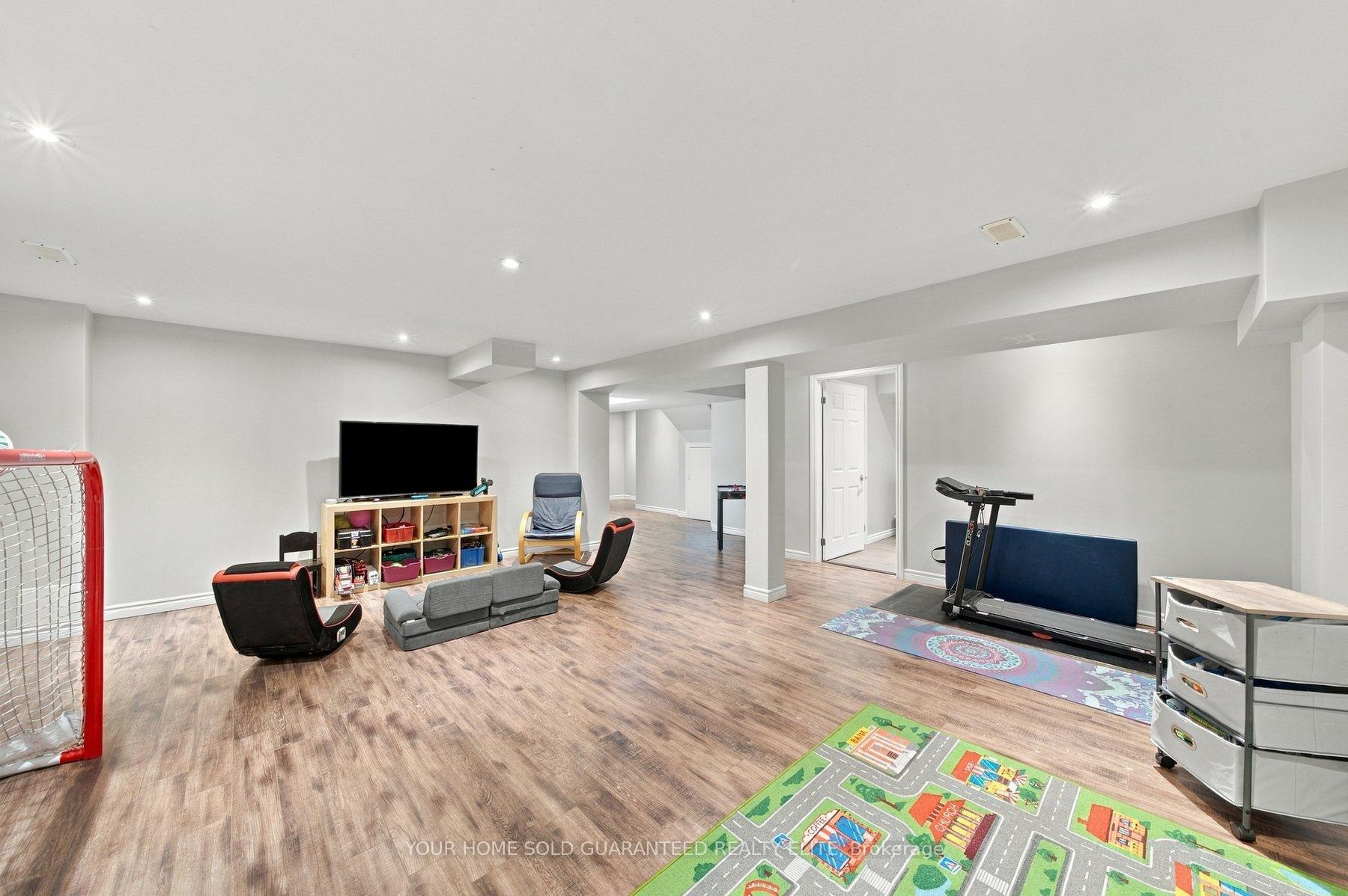 Photo 28 of 3053 Jenn Avenue, Burlington, Alton — HOMEH