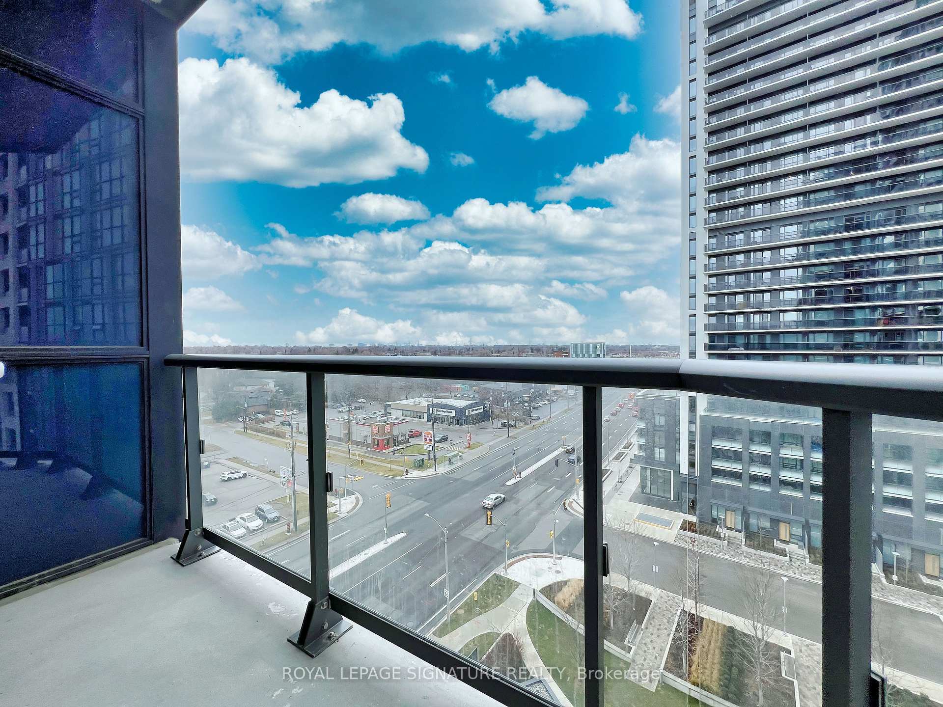 Photo 14 of Unit 817, 50 Thomas Riley Road, Etobicoke, Islington-City Centre West — HOMEH
