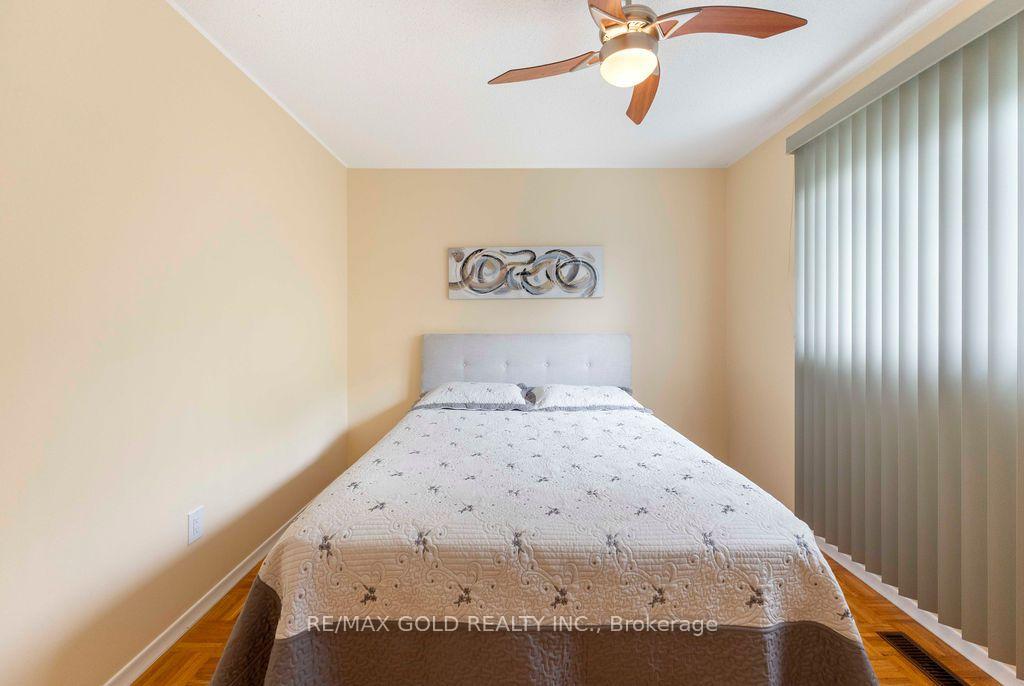 Photo 20 of 29 Carberry Crescent, Brampton, Madoc — HOMEH