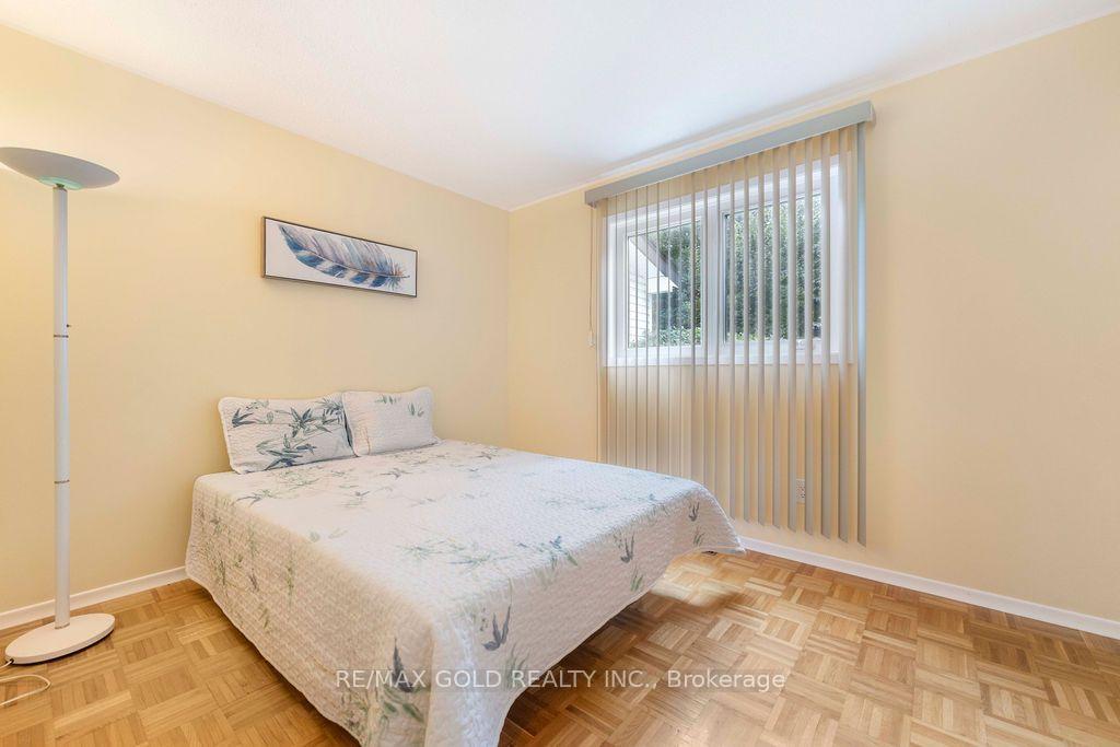 Photo 25 of 29 Carberry Crescent, Brampton, Madoc — HOMEH