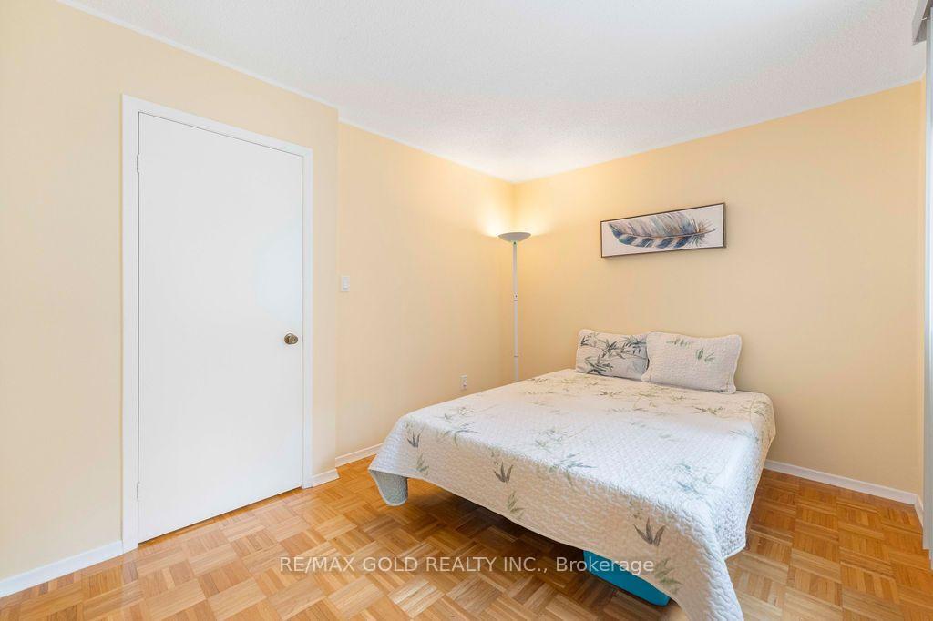 Photo 26 of 29 Carberry Crescent, Brampton, Madoc — HOMEH