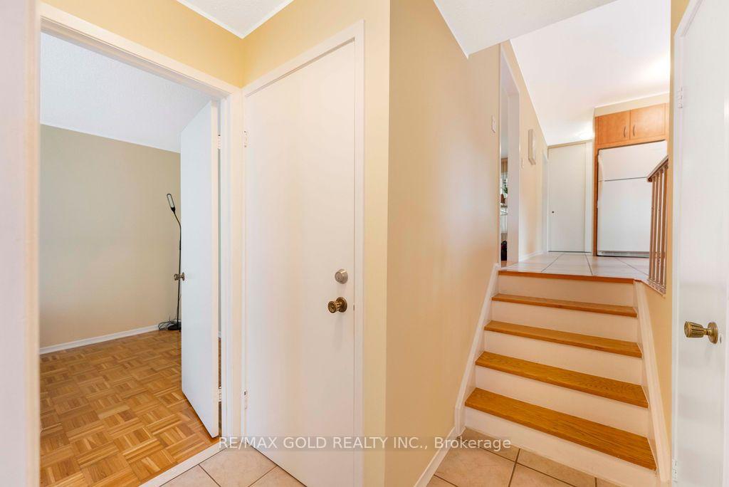 Photo 28 of 29 Carberry Crescent, Brampton, Madoc — HOMEH