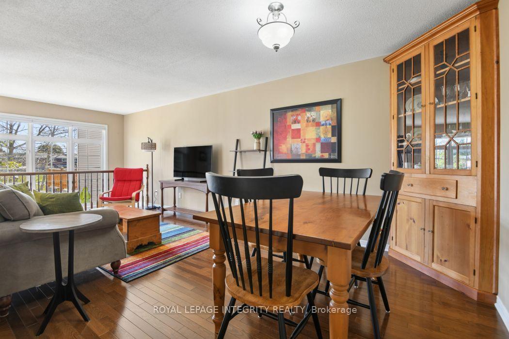Photo 10 of 416 Wisteria Crescent, Ottawa, Hunt Club — HOMEH