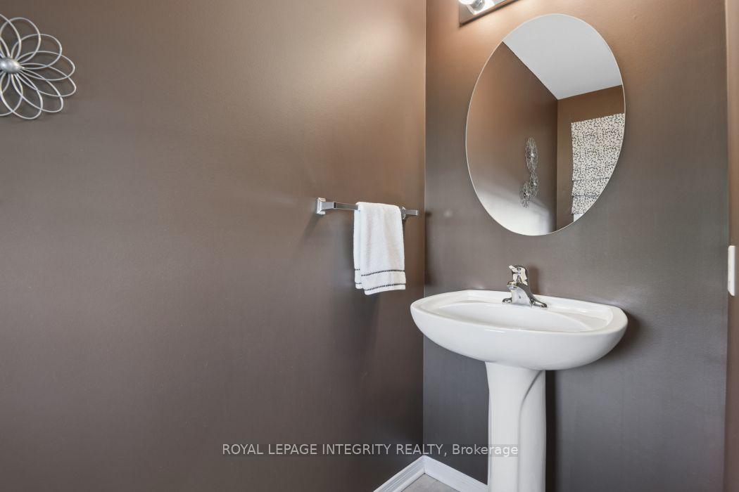 Photo 15 of 416 Wisteria Crescent, Ottawa, Hunt Club — HOMEH