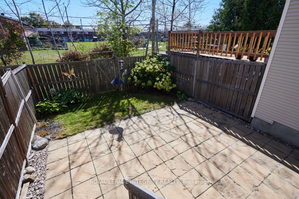 Photo 28 of 416 Wisteria Crescent, Ottawa, Hunt Club — HOMEH