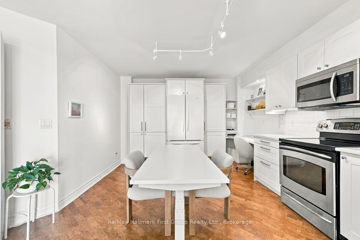 Photo 5 of Unit 715, 340 Watson Street W, Whitby, Port Whitby — HOMEH