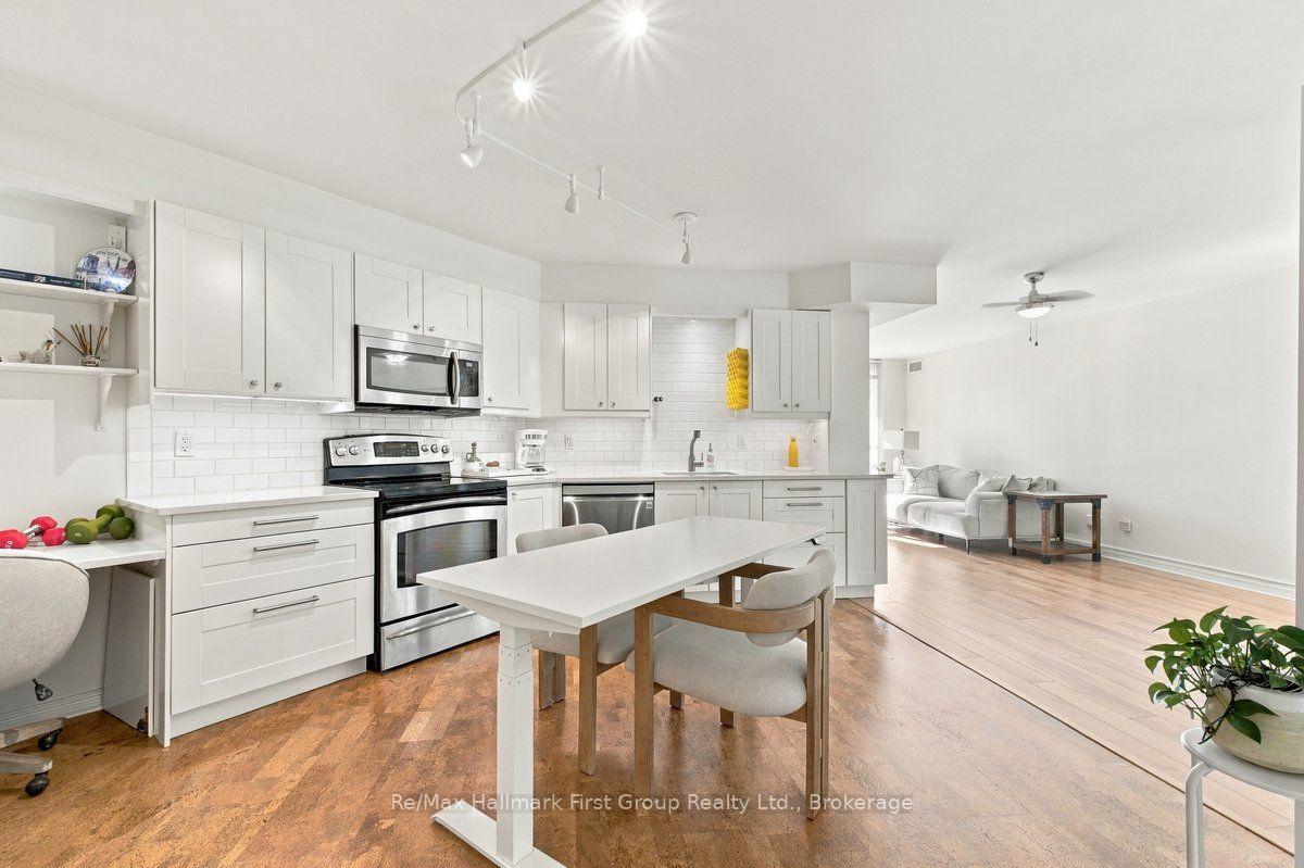Photo 10 of Unit 715, 340 Watson Street W, Whitby, Port Whitby — HOMEH