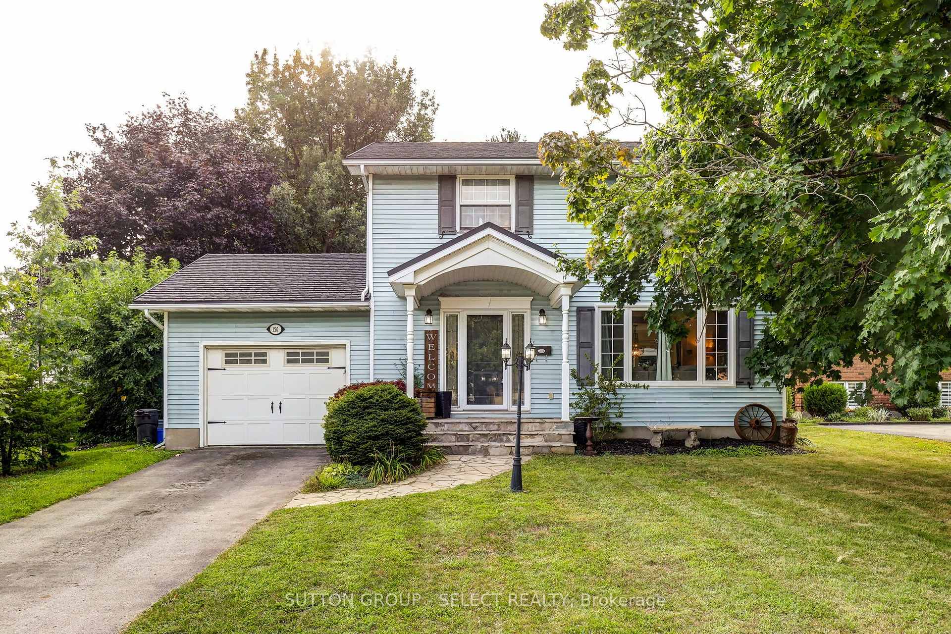 Photo of 150 Dufferin Street