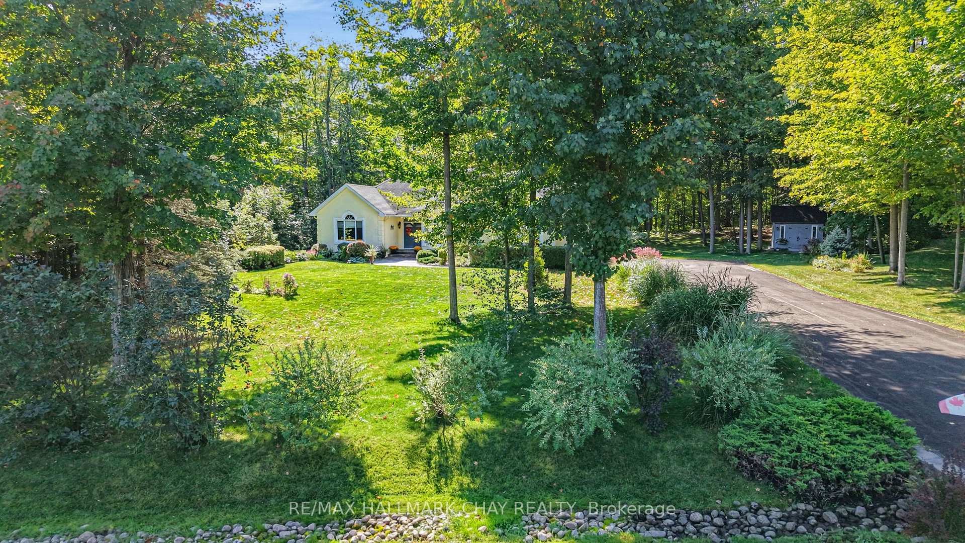 Photo 7 of 1919 Innisbrook Street, Innisfil, Rural Innisfil — HOMEH
