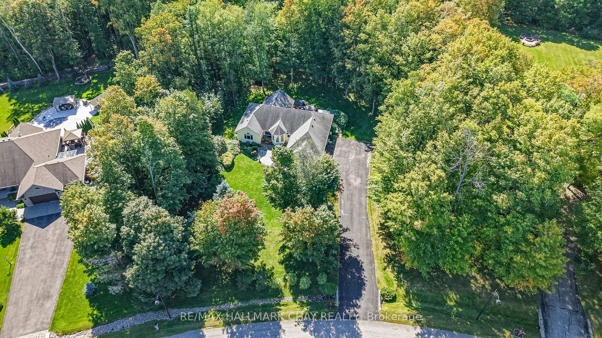 Photo 9 of 1919 Innisbrook Street, Innisfil, Rural Innisfil — HOMEH