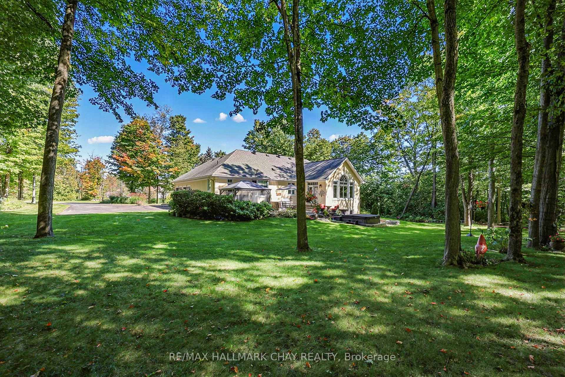 Photo 11 of 1919 Innisbrook Street, Innisfil, Rural Innisfil — HOMEH