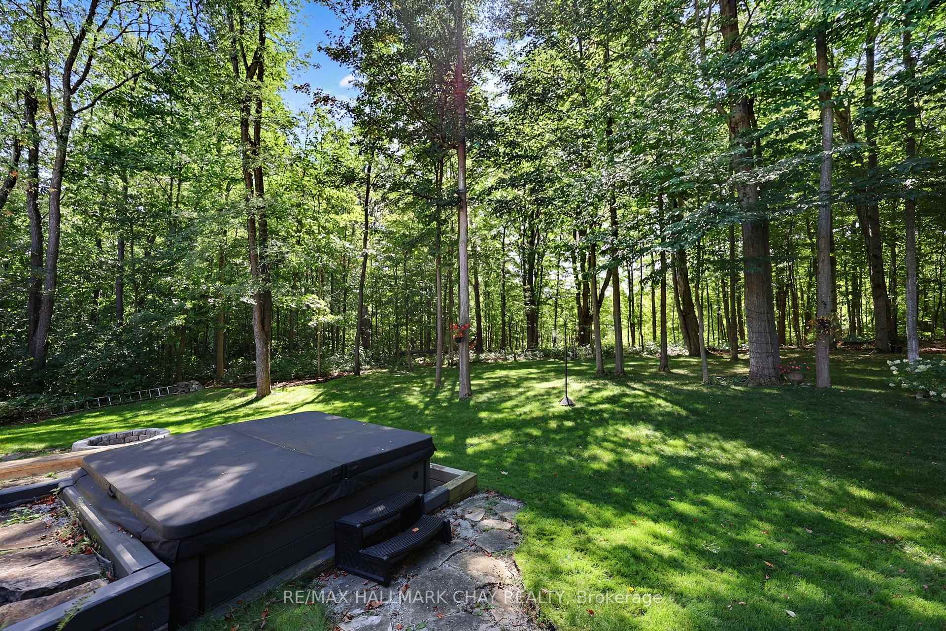 Photo 20 of 1919 Innisbrook Street, Innisfil, Rural Innisfil — HOMEH