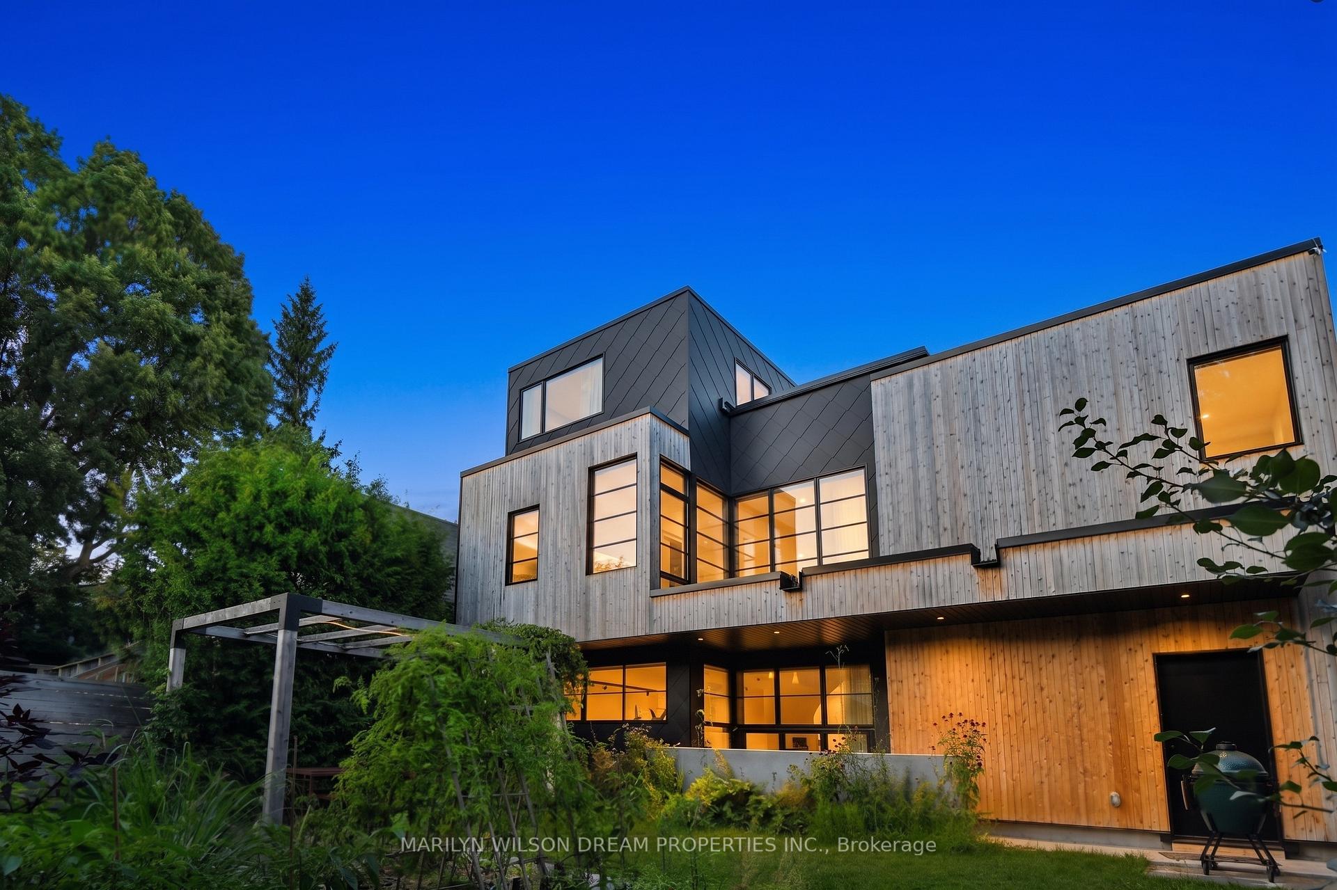 Photo 4 of 44 Warren Avenue, Ottawa, Ottawa West — HOMEH