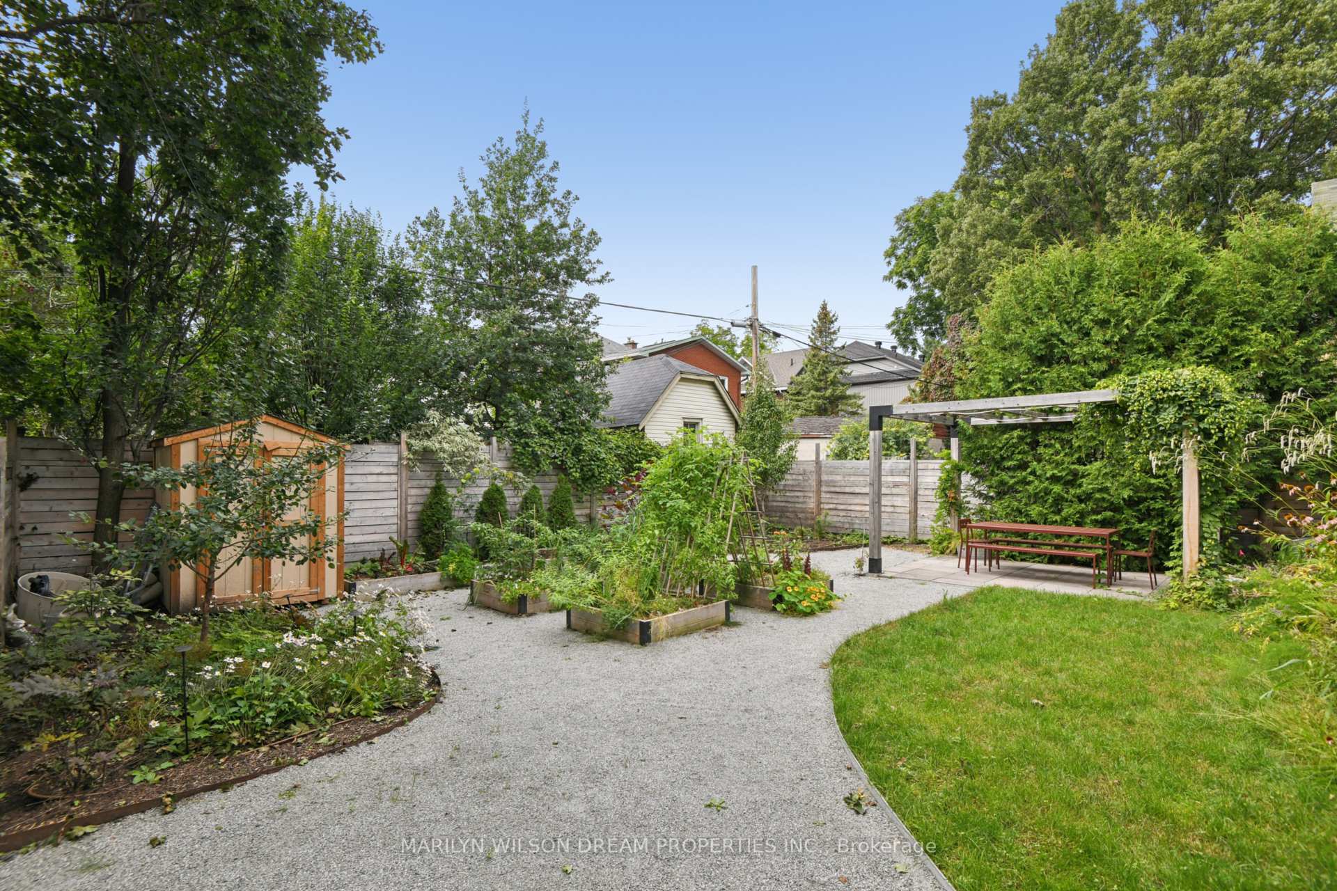 Photo 6 of 44 Warren Avenue, Ottawa, Ottawa West — HOMEH